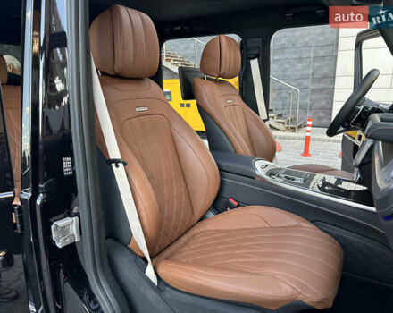 Чорний Мерседес Г-Клас, об'ємом двигуна 3.98 л та пробігом 23 тис. км за 325000 $, фото 48 на Automoto.ua