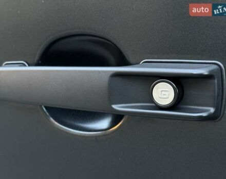 Черный Мерседес Г-Класс, объемом двигателя 4 л и пробегом 87 тыс. км за 230000 $, фото 91 на Automoto.ua