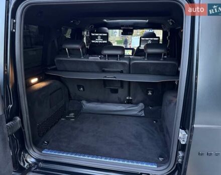 Черный Мерседес Г-Класс, объемом двигателя 4 л и пробегом 87 тыс. км за 230000 $, фото 88 на Automoto.ua