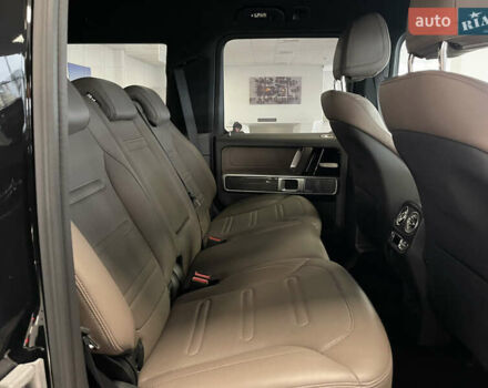 Чорний Мерседес Г-Клас, об'ємом двигуна 0 л та пробігом 13 тис. км за 173900 $, фото 12 на Automoto.ua