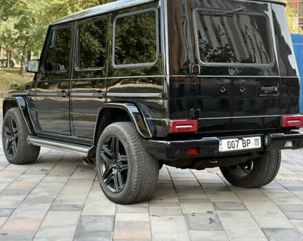 Черный Мерседес Г-Класс, объемом двигателя 5 л и пробегом 316 тыс. км за 27000 $, фото 1 на Automoto.ua