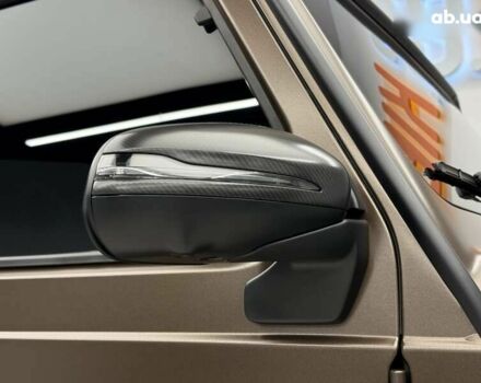 Мерседес Г-Клас, об'ємом двигуна 4 л та пробігом 15 тис. км за 365000 $, фото 10 на Automoto.ua