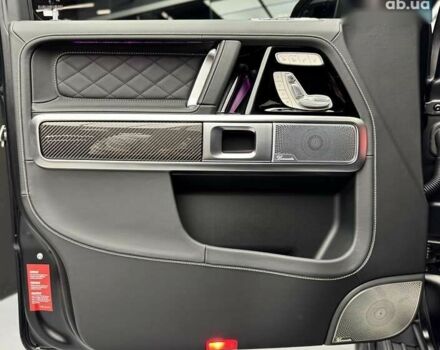 Мерседес Г-Клас, об'ємом двигуна 4 л та пробігом 1 тис. км за 354700 $, фото 26 на Automoto.ua