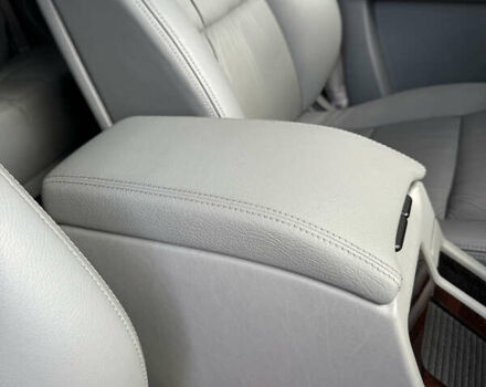 Серый Мерседес Г-Класс, объемом двигателя 4.97 л и пробегом 170 тыс. км за 41000 $, фото 28 на Automoto.ua