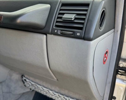 Серый Мерседес Г-Класс, объемом двигателя 4.97 л и пробегом 170 тыс. км за 41000 $, фото 31 на Automoto.ua