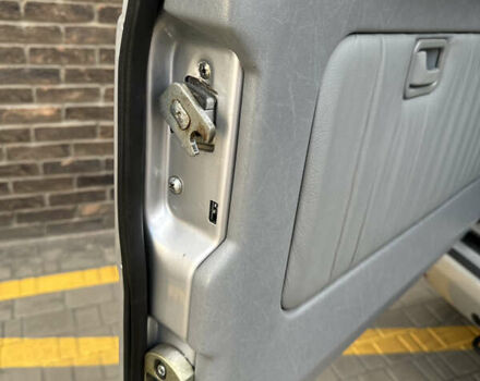 Серый Мерседес Г-Класс, объемом двигателя 4.97 л и пробегом 170 тыс. км за 41000 $, фото 72 на Automoto.ua