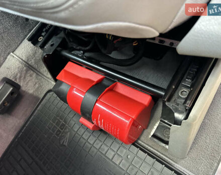 Серый Мерседес Г-Класс, объемом двигателя 4.97 л и пробегом 170 тыс. км за 41000 $, фото 48 на Automoto.ua