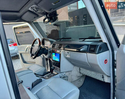 Серый Мерседес Г-Класс, объемом двигателя 4 л и пробегом 370 тыс. км за 29500 $, фото 57 на Automoto.ua