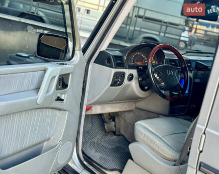 Серый Мерседес Г-Класс, объемом двигателя 4 л и пробегом 276 тыс. км за 33500 $, фото 41 на Automoto.ua