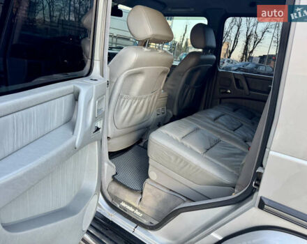 Серый Мерседес Г-Класс, объемом двигателя 4 л и пробегом 276 тыс. км за 33500 $, фото 51 на Automoto.ua