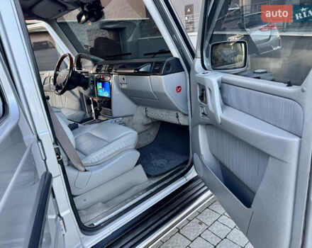 Серый Мерседес Г-Класс, объемом двигателя 4 л и пробегом 276 тыс. км за 33500 $, фото 57 на Automoto.ua