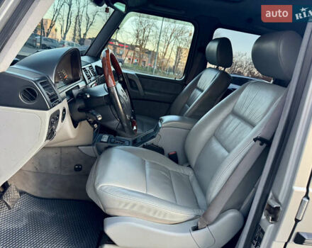 Серый Мерседес Г-Класс, объемом двигателя 4 л и пробегом 276 тыс. км за 33500 $, фото 44 на Automoto.ua