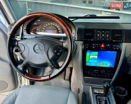 Серый Мерседес Г-Класс, объемом двигателя 4 л и пробегом 370 тыс. км за 29500 $, фото 48 на Automoto.ua