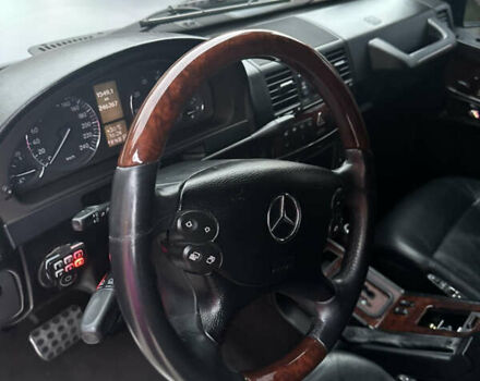 Серый Мерседес Г-Класс, объемом двигателя 5.5 л и пробегом 246 тыс. км за 43000 $, фото 14 на Automoto.ua