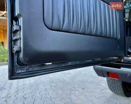 Серый Мерседес Г-Класс, объемом двигателя 2.99 л и пробегом 140 тыс. км за 59999 $, фото 99 на Automoto.ua