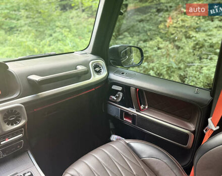 Серый Мерседес Г-Класс, объемом двигателя 3.98 л и пробегом 106 тыс. км за 125000 $, фото 13 на Automoto.ua