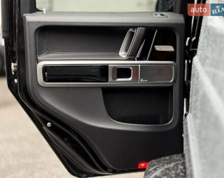 Серый Мерседес Г-Класс, объемом двигателя 3.98 л и пробегом 70 тыс. км за 128000 $, фото 26 на Automoto.ua