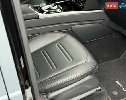 Серый Мерседес Г-Класс, объемом двигателя 3.98 л и пробегом 70 тыс. км за 128000 $, фото 16 на Automoto.ua