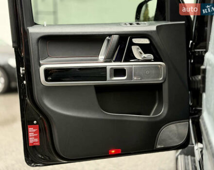 Серый Мерседес Г-Класс, объемом двигателя 3.98 л и пробегом 70 тыс. км за 128000 $, фото 38 на Automoto.ua