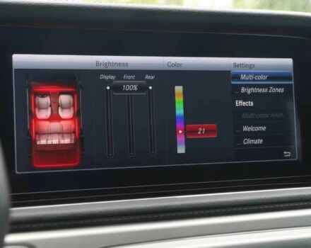 Сірий Мерседес Г-Клас, об'ємом двигуна 4 л та пробігом 27 тис. км за 90000 $, фото 13 на Automoto.ua