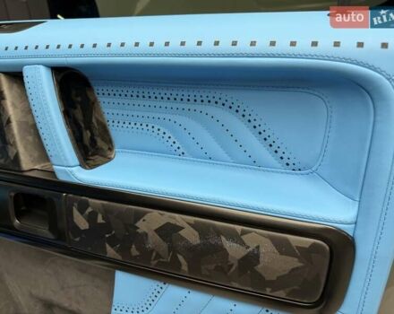 Сірий Мерседес Г-Клас, об'ємом двигуна 3.98 л та пробігом 15 тис. км за 365000 $, фото 57 на Automoto.ua