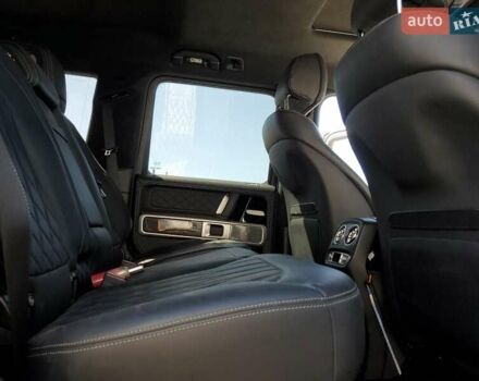 Сірий Мерседес Г-Клас, об'ємом двигуна 3.98 л та пробігом 35 тис. км за 99000 $, фото 10 на Automoto.ua