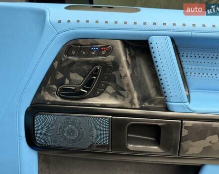 Сірий Мерседес Г-Клас, об'ємом двигуна 3.98 л та пробігом 15 тис. км за 365000 $, фото 58 на Automoto.ua