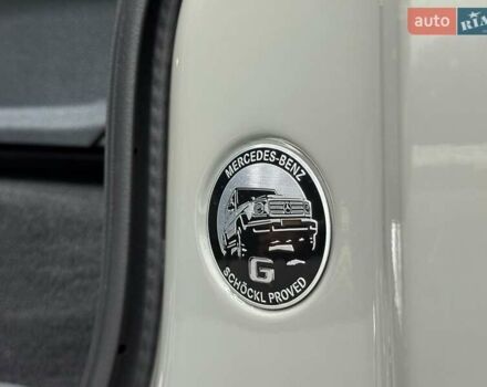 Сірий Мерседес Г-Клас, об'ємом двигуна 0 л та пробігом 4 тис. км за 196019 $, фото 36 на Automoto.ua