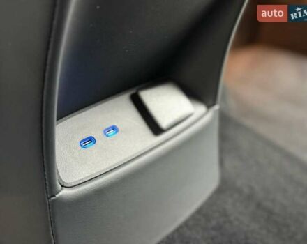 Сірий Мерседес Г-Клас, об'ємом двигуна 0 л та пробігом 4 тис. км за 196019 $, фото 40 на Automoto.ua