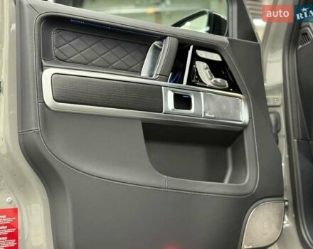 Сірий Мерседес Г-Клас, об'ємом двигуна 0 л та пробігом 4 тис. км за 196019 $, фото 17 на Automoto.ua