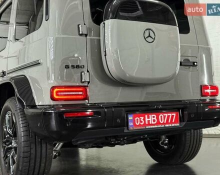 Сірий Мерседес Г-Клас, об'ємом двигуна 0 л та пробігом 4 тис. км за 196019 $, фото 9 на Automoto.ua