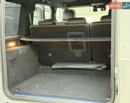 Сірий Мерседес Г-Клас, об'ємом двигуна 0 л та пробігом 4 тис. км за 196019 $, фото 45 на Automoto.ua