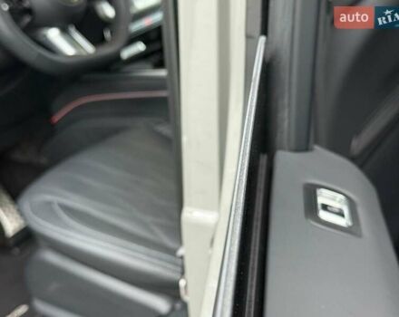 Сірий Мерседес Г-Клас, об'ємом двигуна 0 л та пробігом 4 тис. км за 196019 $, фото 35 на Automoto.ua