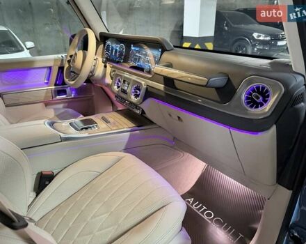 Синій Мерседес Г-Клас, об'ємом двигуна 3.98 л та пробігом 4 тис. км за 329000 $, фото 37 на Automoto.ua