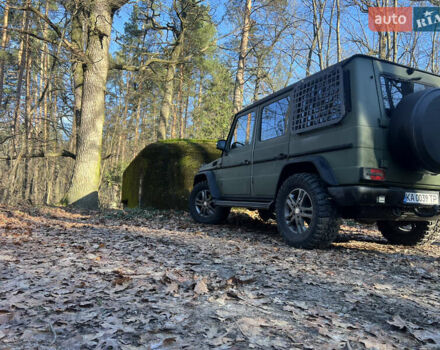 Зелений Мерседес Г-Клас, об'ємом двигуна 4.97 л та пробігом 380 тис. км за 37000 $, фото 6 на Automoto.ua