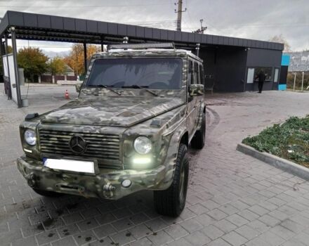 Зелений Мерседес Г-Клас, об'ємом двигуна 3.2 л та пробігом 355 тис. км за 10000 $, фото 1 на Automoto.ua