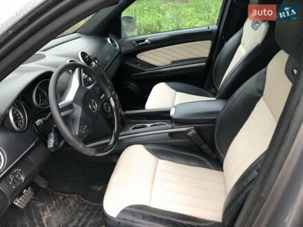 Мерседес ГЛ 350 2012 в Киеве на Automoto.ua Серый Мерседес ГЛ 350, объемом двигателя 3 л и пробегом 202 тыс. км за 16999 $, фото 1 на Automoto.ua
