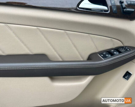 Белый Мерседес ГЛ 450, объемом двигателя 3 л и пробегом 158 тыс. км за 35999 $, фото 6 на Automoto.ua