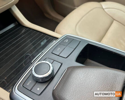 Белый Мерседес ГЛ 450, объемом двигателя 3 л и пробегом 220 тыс. км за 27999 $, фото 13 на Automoto.ua