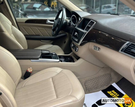 Белый Мерседес ГЛ 450, объемом двигателя 3 л и пробегом 158 тыс. км за 35999 $, фото 14 на Automoto.ua