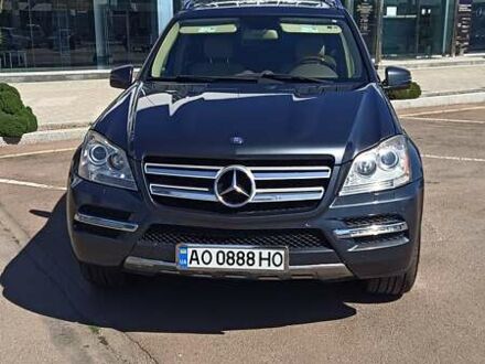 Мерседес ГЛ 450 2012 у Ужгороді на Automoto.ua Сірий Мерседес ГЛ 450, об'ємом двигуна 4.7 л та пробігом 190 тис. км за 16999 $, фото 1 на Automoto.ua