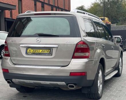Серый Мерседес ГЛ 500, объемом двигателя 5.5 л и пробегом 330 тыс. км за 15500 $, фото 5 на Automoto.ua
