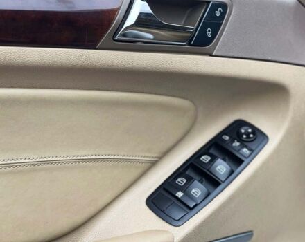 Серый Мерседес ГЛ 500, объемом двигателя 5.5 л и пробегом 330 тыс. км за 15500 $, фото 6 на Automoto.ua