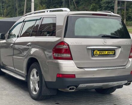 Серый Мерседес ГЛ 500, объемом двигателя 5.5 л и пробегом 330 тыс. км за 15500 $, фото 3 на Automoto.ua
