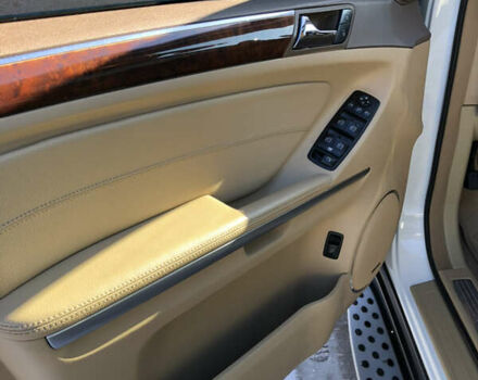 Білий Мерседес ГЛ-Клас, об'ємом двигуна 5.46 л та пробігом 220 тис. км за 15900 $, фото 37 на Automoto.ua