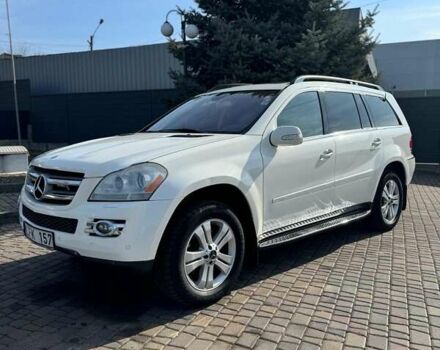 Белый Мерседес ГЛ-класс, объемом двигателя 4.66 л и пробегом 350 тыс. км за 7600 $, фото 1 на Automoto.ua