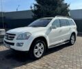 Белый Мерседес ГЛ-класс, объемом двигателя 4.66 л и пробегом 350 тыс. км за 7600 $, фото 1 на Automoto.ua