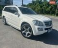 Белый Мерседес ГЛ-класс, объемом двигателя 4.7 л и пробегом 253 тыс. км за 13400 $, фото 1 на Automoto.ua