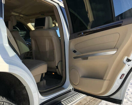 Білий Мерседес ГЛ-Клас, об'ємом двигуна 5.46 л та пробігом 220 тис. км за 15900 $, фото 26 на Automoto.ua