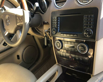 Білий Мерседес ГЛ-Клас, об'ємом двигуна 5.46 л та пробігом 220 тис. км за 15900 $, фото 21 на Automoto.ua